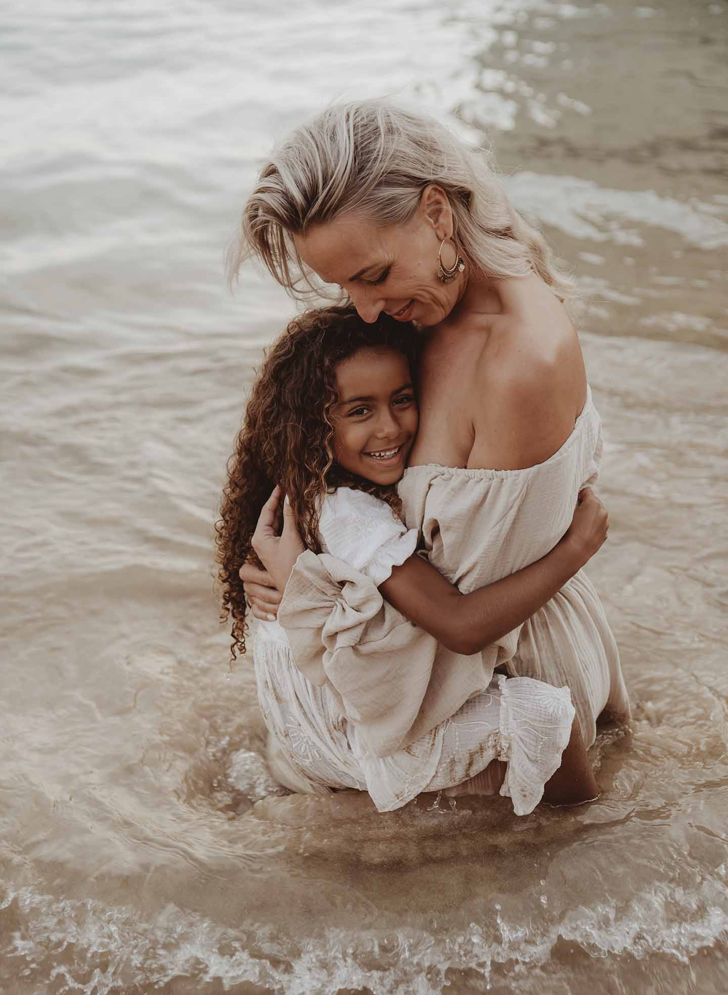 motherhood motherhoodshoot terneuzen motherhoodfotograaf moederschap zeeland belgie