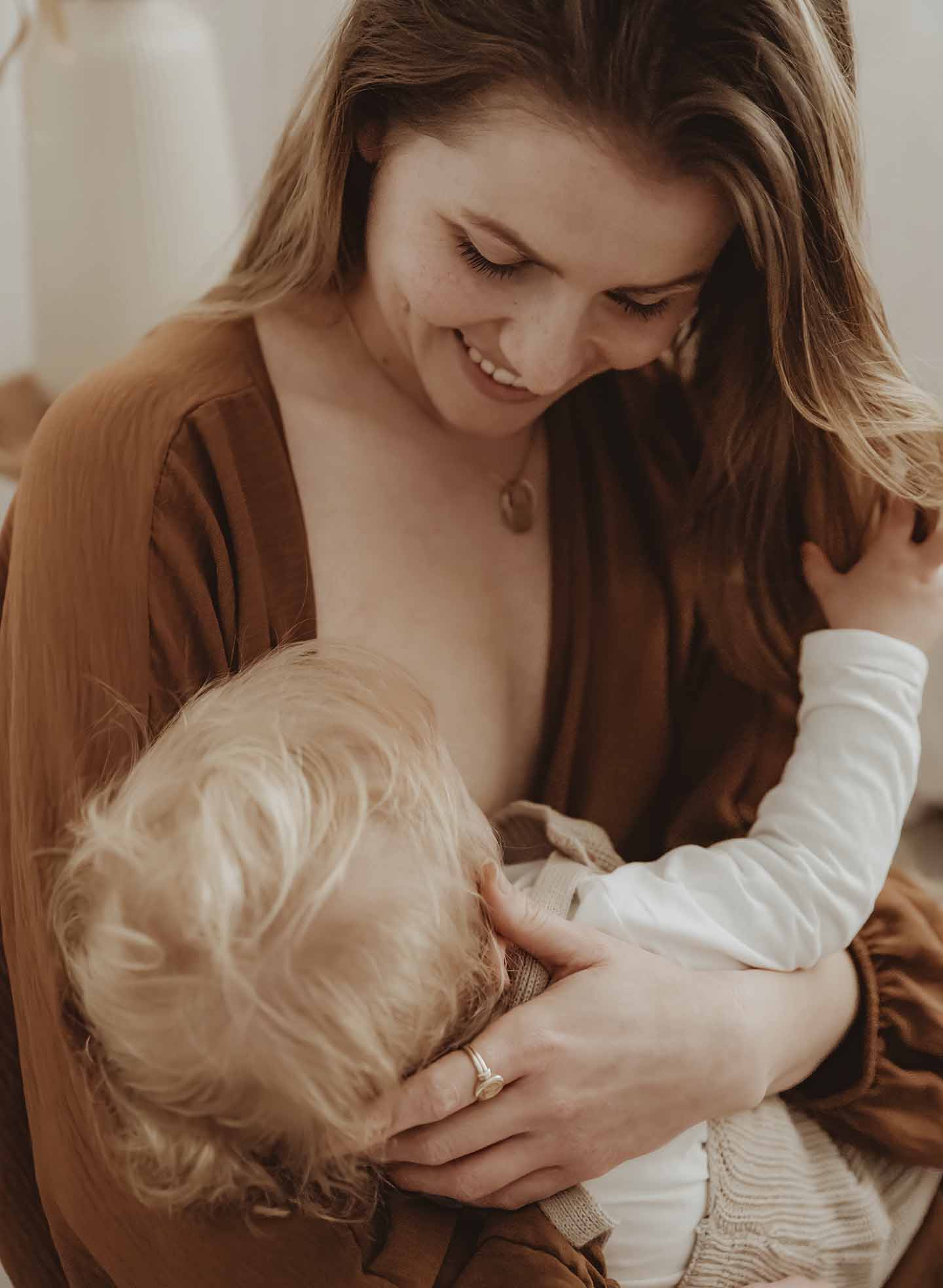 motherhood motherhoodshoot terneuzen motherhoodfotograaf moederschap zeeland belgie