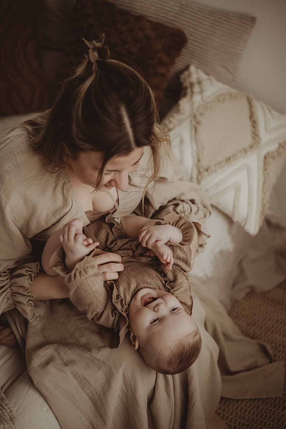 motherhood motherhoodshoot motherhoodfotograaf moederschap zeeland belgie