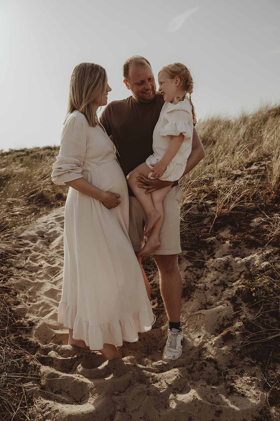 zwangerschap zwangerschapsshoot terneuzen zwangerschapsfotograaf terneuzen zeeland zeeuws-vlaanderen