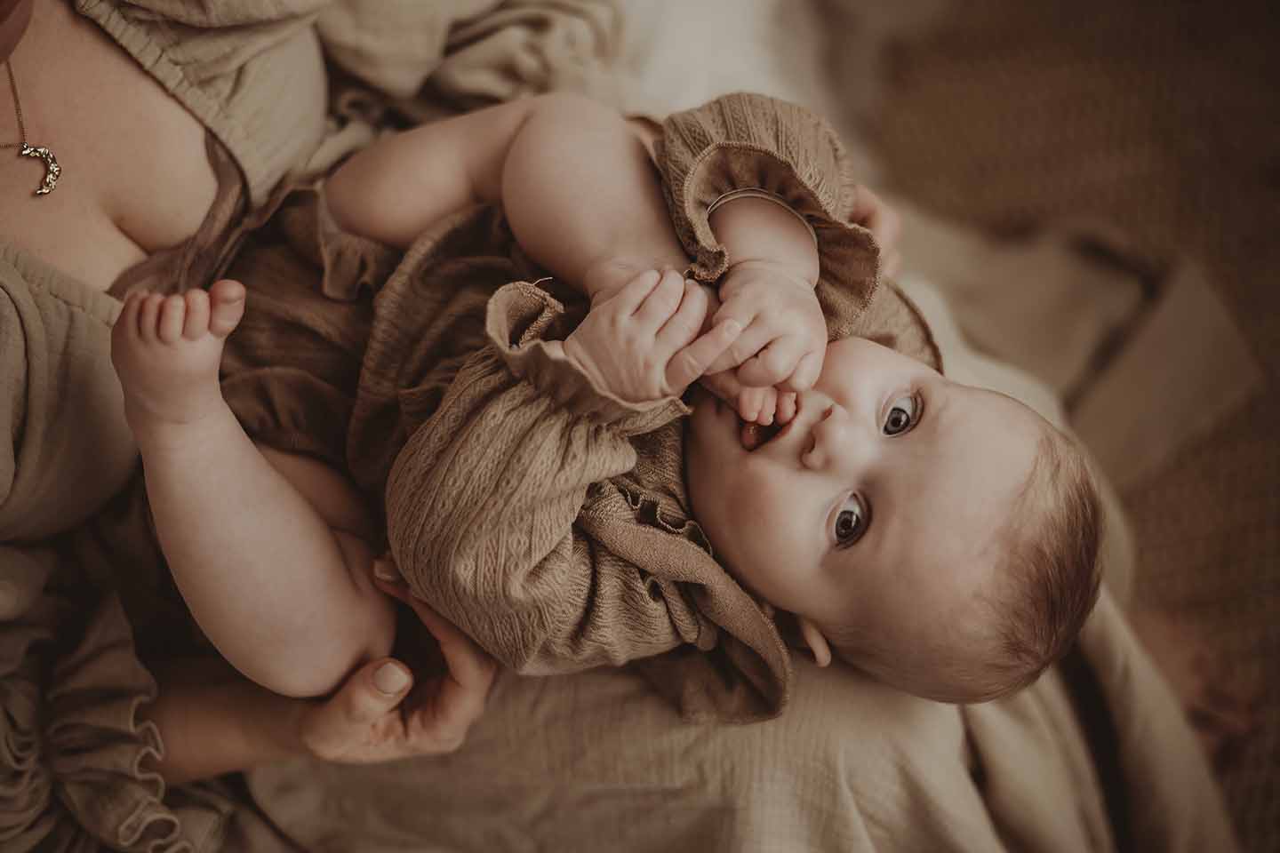 zwangerschap zwangerschapsshoot terneuzen zwangerschapsfotograaf terneuzen zeeland zeeuws-vlaanderen