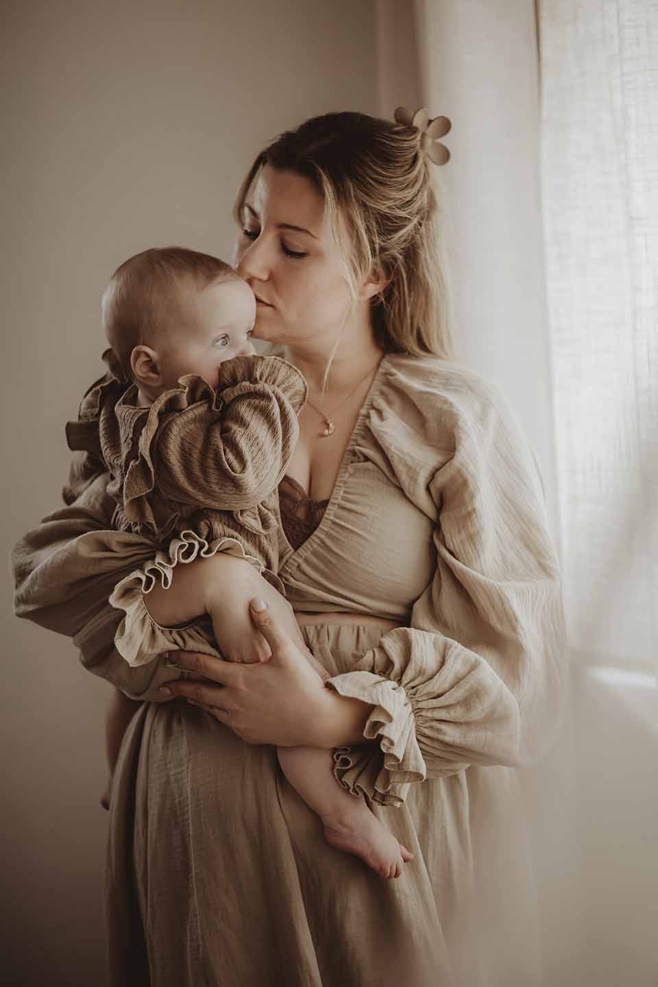 zwangerschap zwangerschapsshoot terneuzen zwangerschapsfotograaf terneuzen zeeland zeeuws-vlaanderen