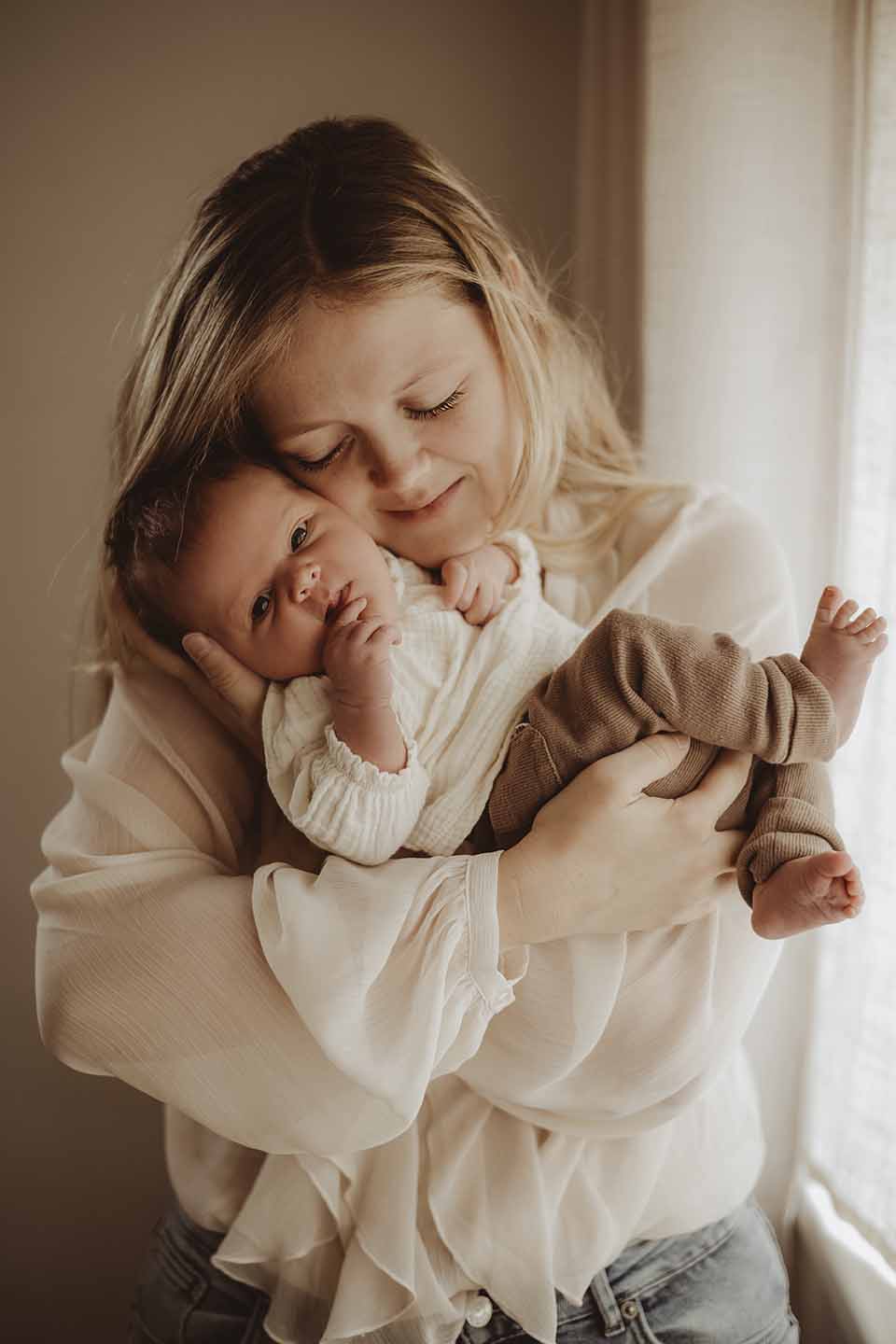 zwangerschap zwangerschapsshoot terneuzen zwangerschapsfotograaf terneuzen zeeland zeeuws-vlaanderen